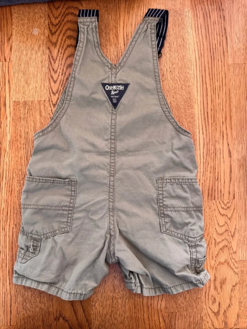 OshKosh Bgosh classic oshkosh